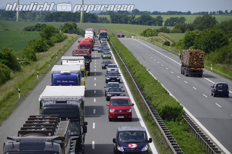 Wieder Stau nach Unfall auf der A4