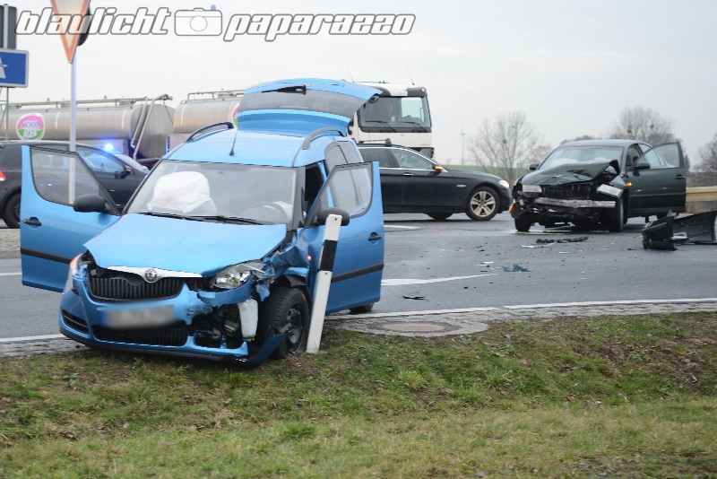 Kreuzungscrash an der A4